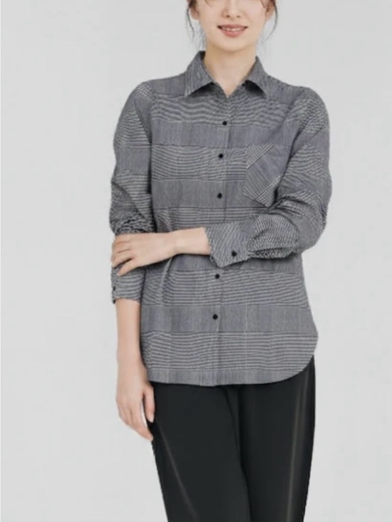 Lysse Tops - Lysse Black and White plaid pattern women’s button-up office casual shirt Small